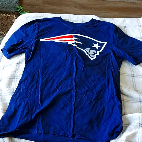 Patriots T-Shirt - Picture 1 of 1